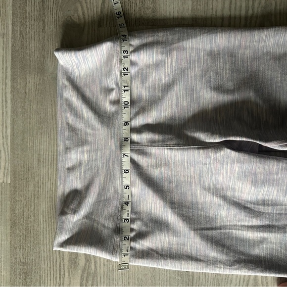 Outdoor Voices Space Dye Gray and Purple Leggings Medium - Picture 6 of 9